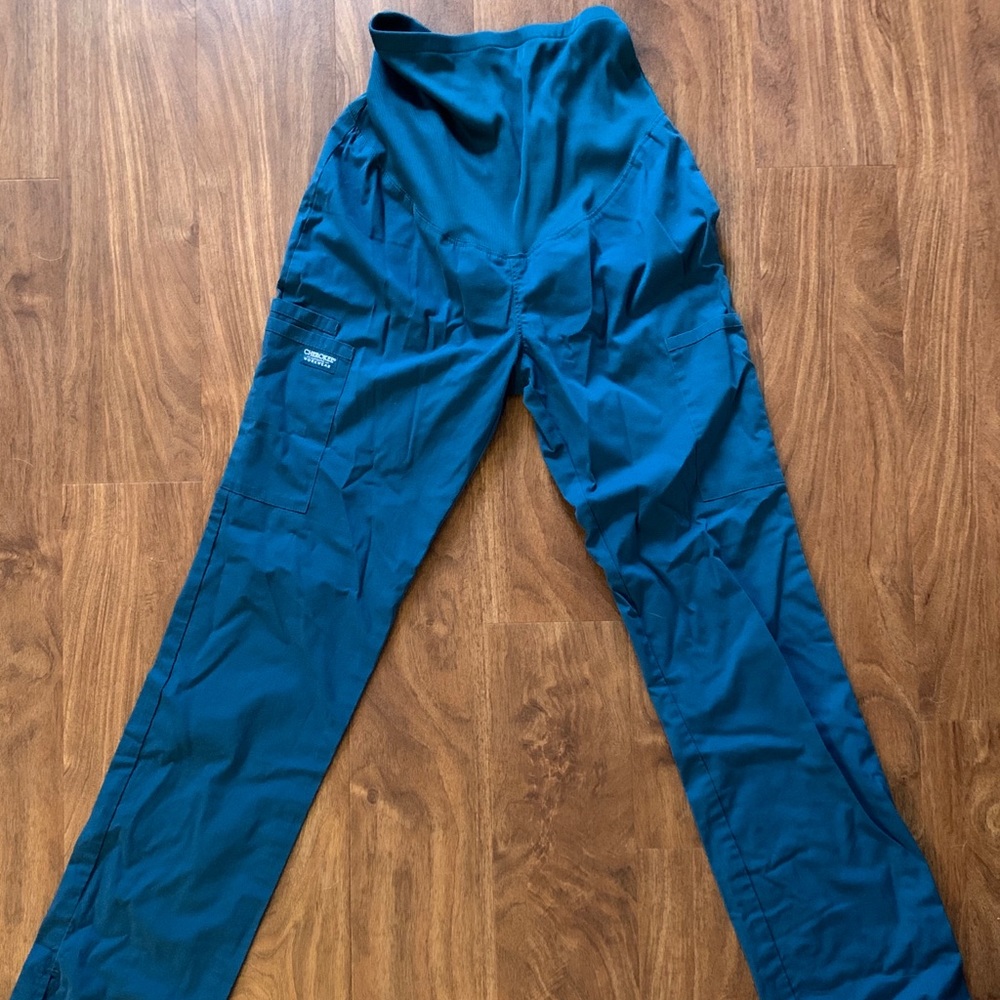 Maternity scrub pants